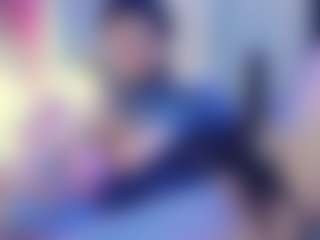 calioperoux's Live Sex Cam Show
