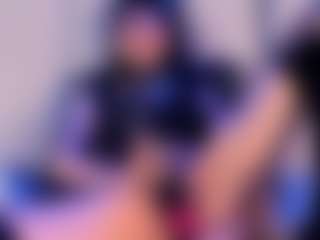 calioperoux's Live Sex Cam Show