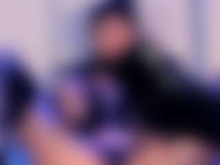 calioperoux's Live Sex Cam Show