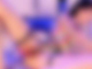 Live cam show with calioperoux - Petite Teen (18+) on Uber Horny