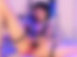 calioperoux's Live Sex Cam Show