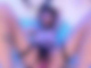 calioperoux's Live Sex Cam Show