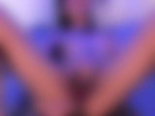 calioperoux's Live Sex Cam Show