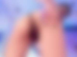 calioperoux's Live Sex Cam Show