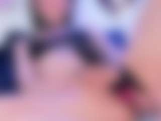 calioperoux's Live Sex Cam Show