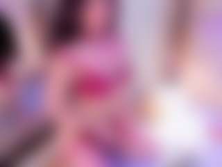 Live cam show with KendallRogers - Average on Camsoda
