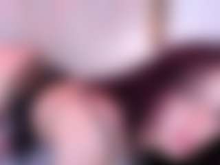 Live cam show with KendallRogers - Moaning on Camming Site