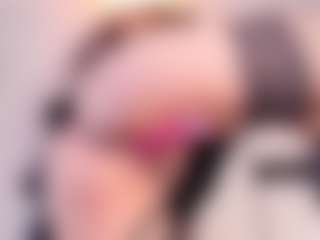 Live cam show with KendallRogers - Smoking on Streamer API