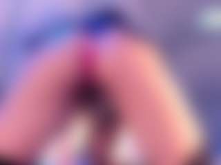 Live cam show with KendallRogers - Lovense on CamClone