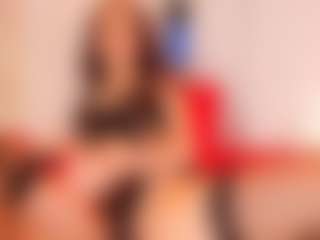 Show live cam dengan KendallRogers - Spank di Camsoda