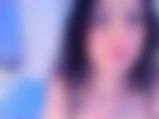 Live cam show with KendallRogers - Shaved Pussy on AdultVida.com