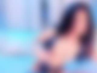 Live cam show with KendallRogers - Brown Hair on Camsoda