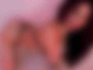 Live cam show with KendallRogers - Latina on Camsoda