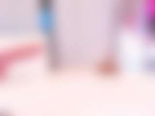 Live cam show with KendallRogers - Public Latina on Soda Cam
