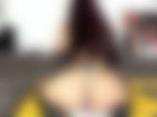 Live cam show with NataliaBabe - Stockings on Big Tits
