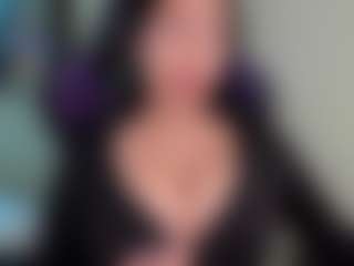 Live cam show with Ana - Public on Camiplay Live