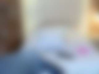 Live cam show with RachellPark - Teen (18+) on CamwithHer
