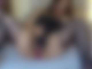 Live cam show with RachellPark - Granny on AdultVida.com