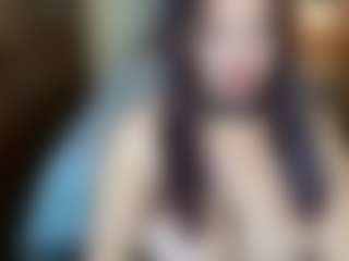 Live cam show with RachellPark - Teen (18+) on Cam Slut