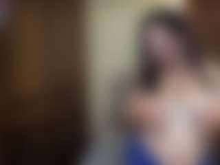 Live cam show with RachellPark - Granny on madthumbs