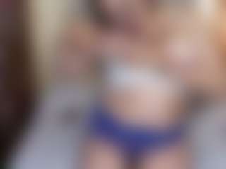 Live cam show with RachellPark - Granny Squirt on Camsoda