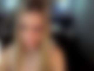 Live cam show with Silen - Lips on live18s.com