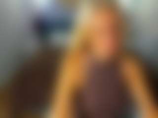Live cam show with Silen - Blonde Hair on TastyBlacksLive