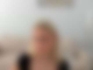 Live cam show with Silen - Sweet on Camsoda