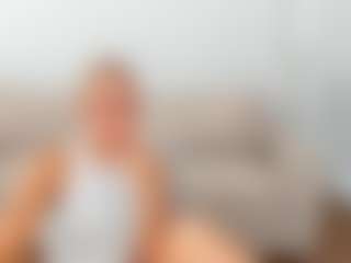 Live cam show with Silen - Flirt on Camsoda