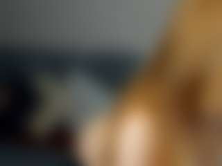 Live cam show with SunFlowerHoney - Full Nudity on Camsoda