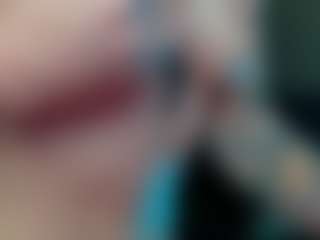 Live cam show with SunFlowerHoney - Red Hair Teen (18+) on AdultVida.com