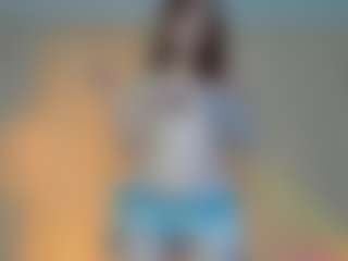 Live cam show with SunFlowerHoney - Brown Eyes Red Hair on Camsoda