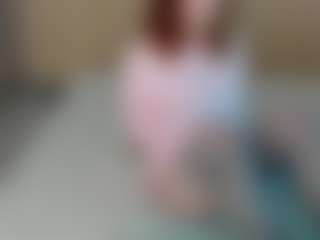 Live cam show with SunFlowerHoney - Deepthroat on sexylivex.com