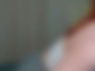 Live cam show with SunFlowerHoney - Strip Red Hair on Camsoda