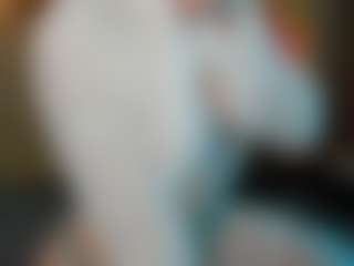 Live cam show with SunFlowerHoney - Red Hair on Camsoda