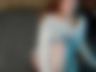Live cam show with SunFlowerHoney - Red Hair on Camsoda