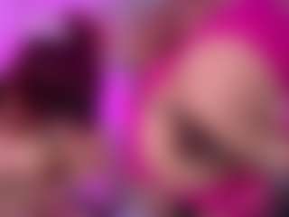 Live cam show with DannaScully - Curvy Middle Aged on Camsoda