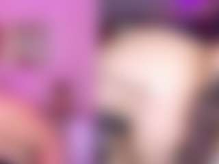 Live cam show with DannaScully - Fingers on SinfulBabes