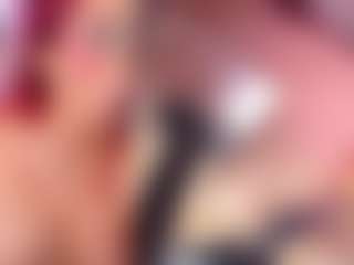 Live cam show with DannaScully - Lovense Middle Aged on StripNow