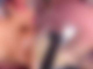 Live cam show with DannaScully - Toys Middle Aged on Hubzter Live