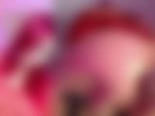 Live cam show with DannaScully - Fingers on StripNow