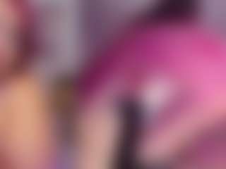 Live cam show with DannaScully - Shaved Pussy MILF on nudelive.tv