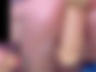 Live cam show with DannaScully - Big Tits Small Tits on thefappeningchat.com