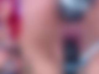 Live cam show with DannaScully - Fingering MILF on Big Tits