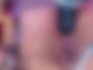 Live cam show with DannaScully - Red Hair Cum on AdultVida.com