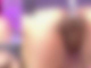 Live cam show with DannaScully - Curvy Young Adult on Camversity