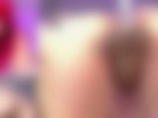 Live cam show with DannaScully - BBW on CamClone