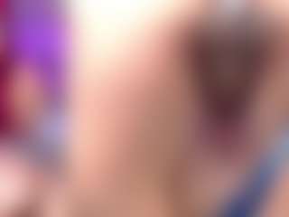 Live cam show with DannaScully - Spank on Camsoda
