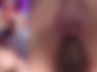 Live cam show with DannaScully - Big Tits MILF on Camsoda