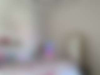 keirasworldd's Live Sex Cam Show